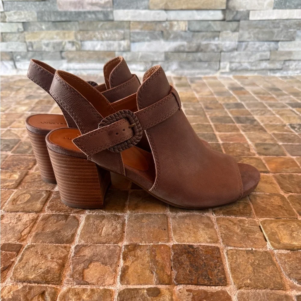 Lucky brand Elegant Brown Leather Women's Sandals - Picture 6 of 9